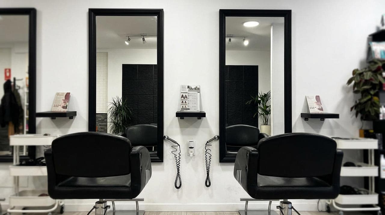 Salón de peluquería y estética Yoli Toledo en Cuntis