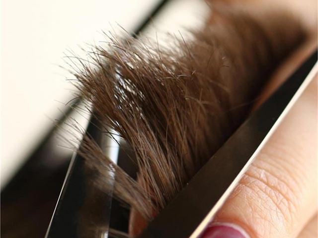 Mima tu cabello en nuestra peluquería