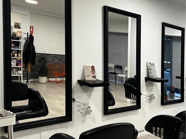 Salón de belleza y estética en Cuntis